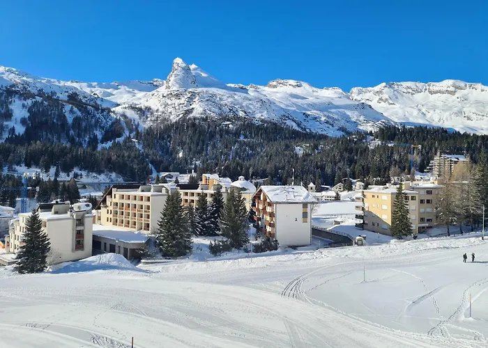 Pool And Sauna! 3-bedroom With Free Parking! Appartamento *