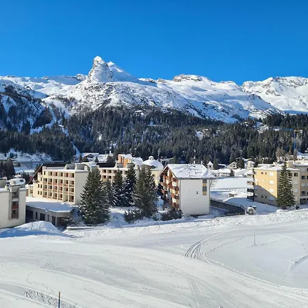 Pool And Sauna! 3-bedroom With Free Parking And Wifi, Netflix Account Available! Apartamento *